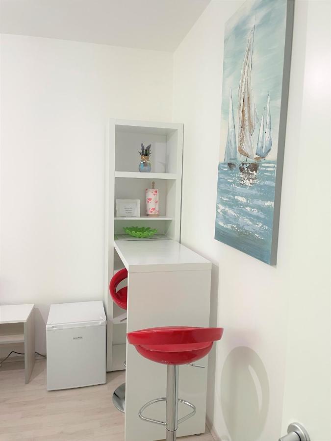 Modern Room Old Town - Ζαντάρ Εξωτερικό φωτογραφία